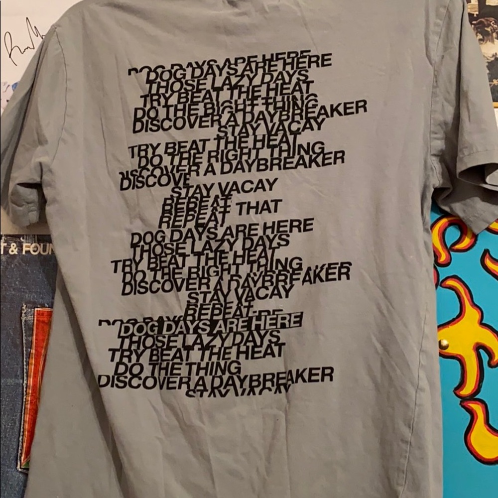 t-shirt - Picture 2 of 2